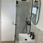 Design And Comfort In West *