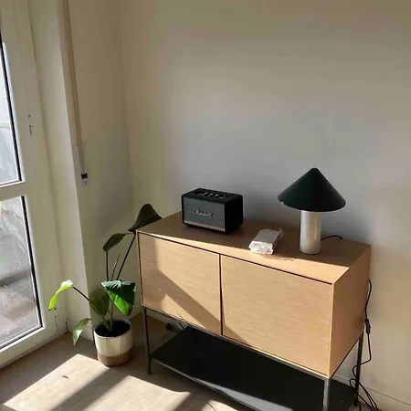 Design And Comfort In West Appartement *