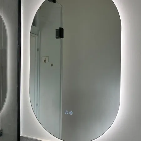 Design And Comfort In West *